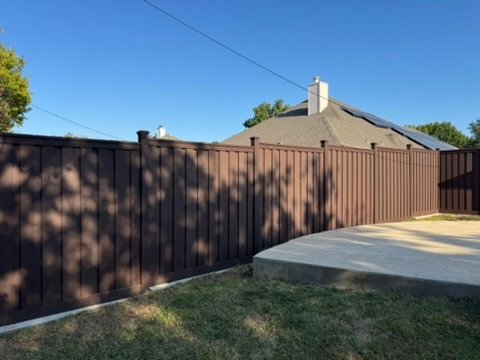 Trex composite fence installation in Plano TX