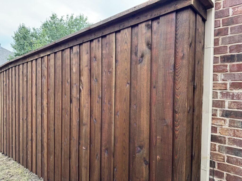 how much does a fence cost